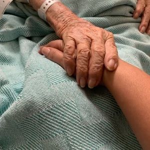 Meet your Posher, Elena